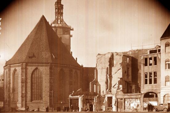 Zeitreise 1945 - 2021: Abriss des Neustädtischen Rathauses